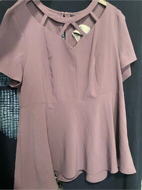 NWT Torrid Peplum Top